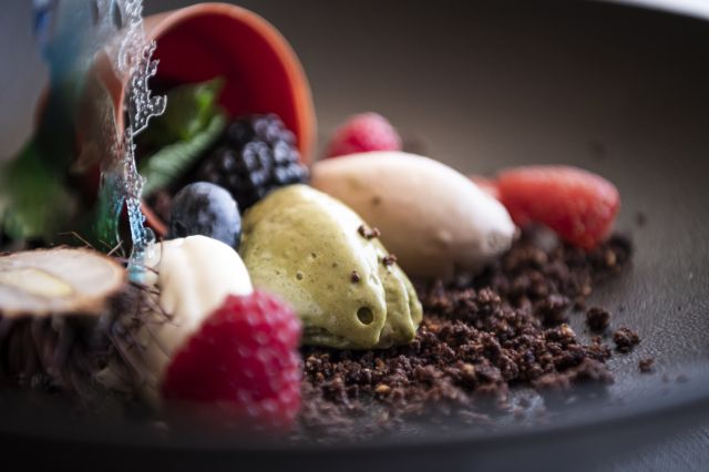 Seguici su Instagram e sulla nostra pagina Facebook. Ristorante Mumant Immagine: San Cassiano in Alta Badia