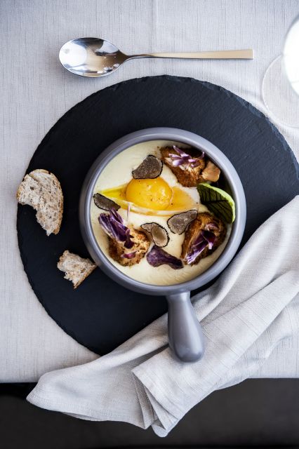 Seguici su Instagram e sulla nostra pagina Facebook. Ristorante Mumant Immagine: San Cassiano in Alta Badia